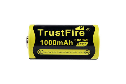 2 x TrustFire CR123A (17335) Li-Ionen Akku 1000mAh 3V wiederaufladbar