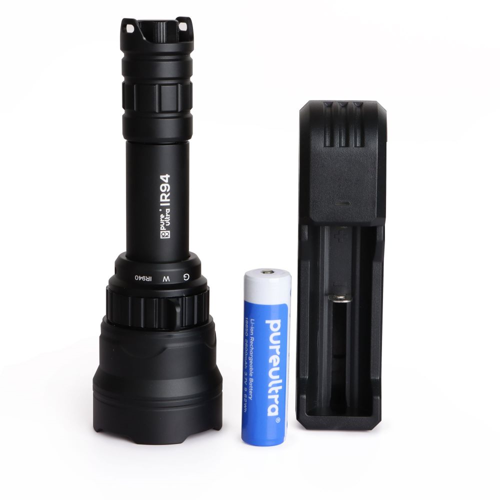 IR94 Infrarot Taschenlampe Set – 3in1 LED (IR940nm + Grün + Weiß) – dimmbar & zoombar – 550m Reichweite – mit 18650 Akku & Ladegerät – für Nachtsichtgerät & Tierbeobachtung